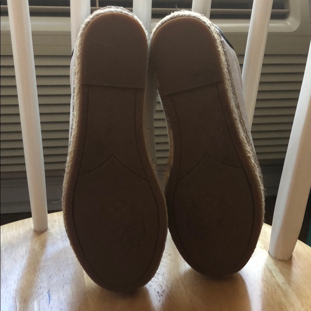 Vince Camino White and black espadrille sneakers - Picture 4 of 6